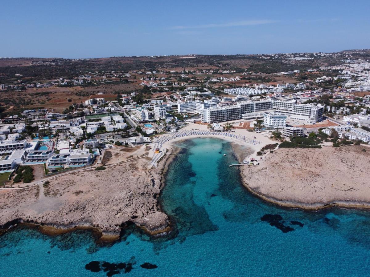 Anonymous Beach Hotel (Adults Only) Ayia Napa Bagian luar foto